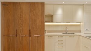 Mixed Wood and Painted Kitchen Cabinets for Warm Kitchens